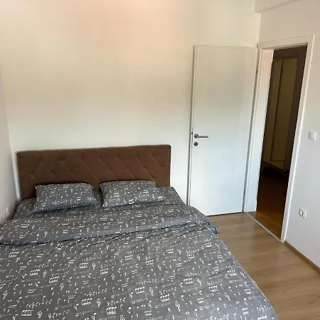 Apartment Stan Na Dan Pantic